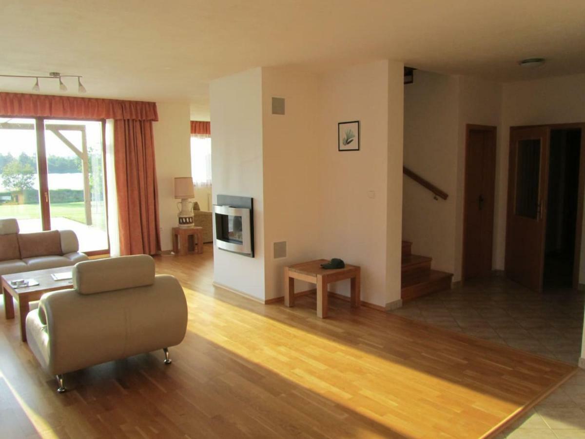 Obora 827 Nova Bystrice Villa Exterior foto